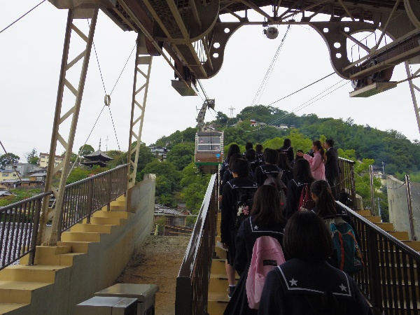 写真③ロープウェィで千光寺公園へ